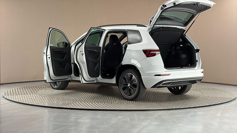 Škoda Karoq 1.5 TSI DSG Sportline - fotka 7 z 27
