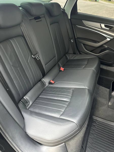 Audi A6 (2019) MILD-HYBRID 40 TDI ATTRACTION - fotka 17 z 31