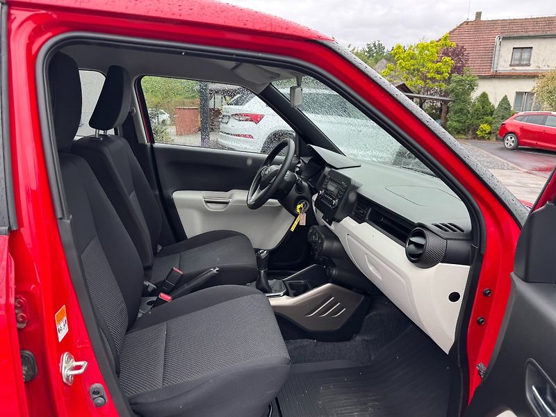 Suzuki Ignis (2017) 1.2i 66kW - fotka 26 z 31