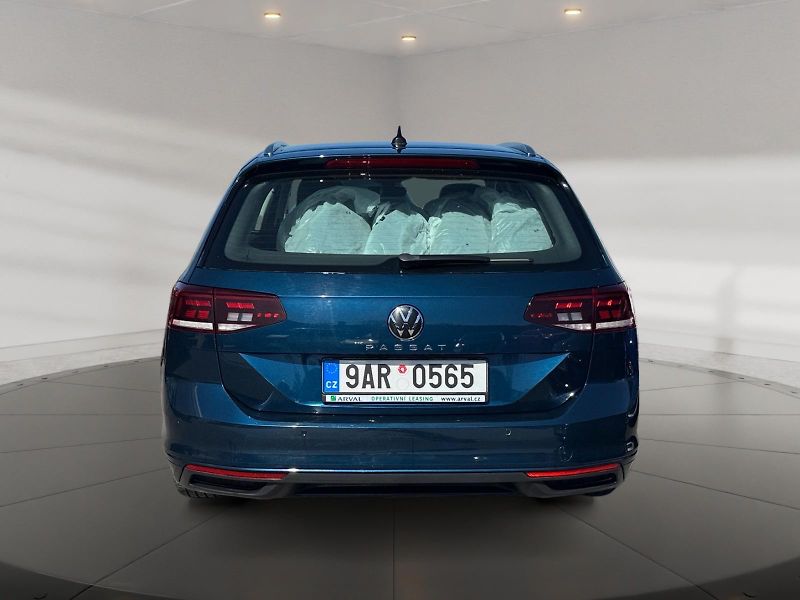 Volkswagen Passat Variant (2023) BUSINESS 2.0TDI 110kW DSG CZ - fotka 5 z 11