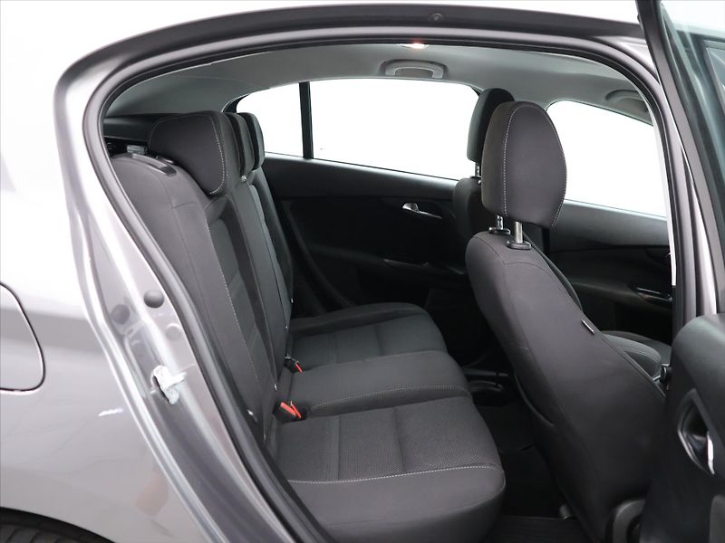 Fiat Tipo 1,6 MultJet 88kW Automat - fotka 12 z 24