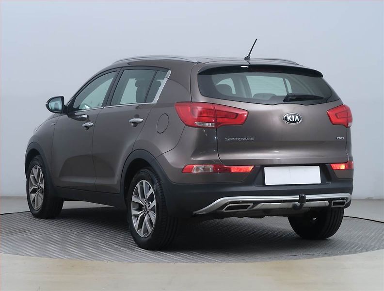 Kia Sportage (2014) 2.0 CRDi, 4X4, Automat - fotka 4 z 16