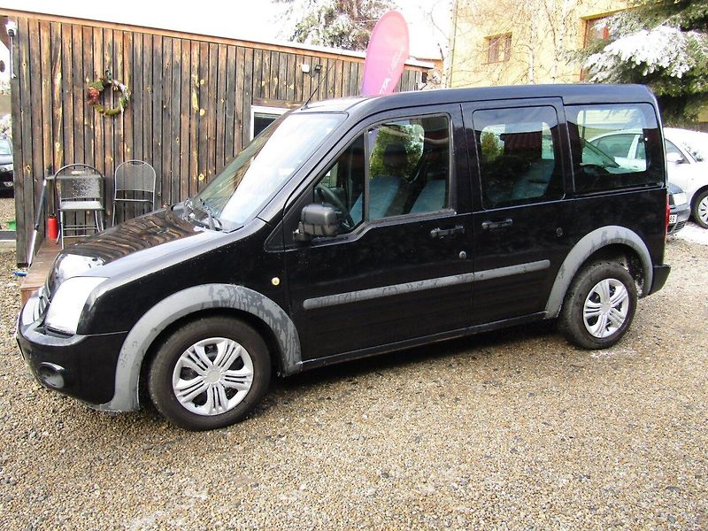 Ford Tourneo Connect (2010) 1.8 TDCi 81kW BEZ DPF - fotka 2 z 34