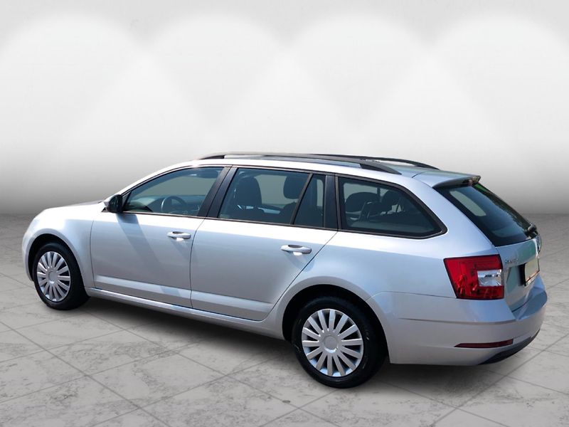 Škoda Octavia III FL Combi Ambition 1.6TDI - fotka 7 z 28