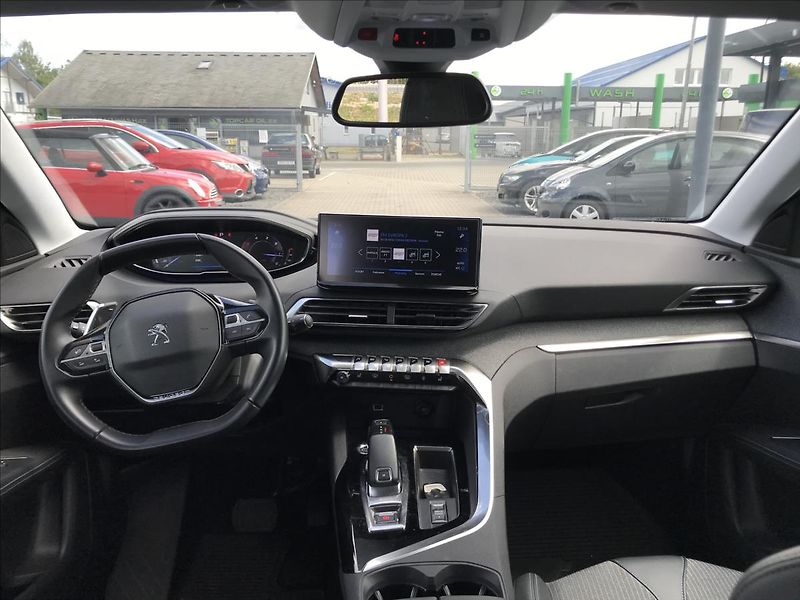 Peugeot 3008 1,5 1.5 BlueHDI 130 EAT8 96kw - fotka 21 z 27