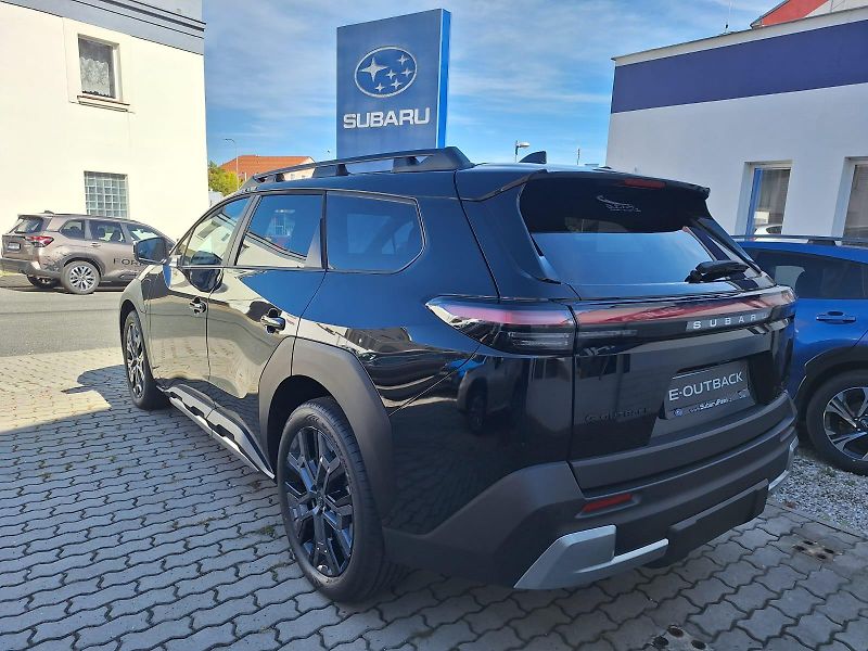 Subaru E-Outback (2026) Touring -60.000 Kč - fotka 3 z 12