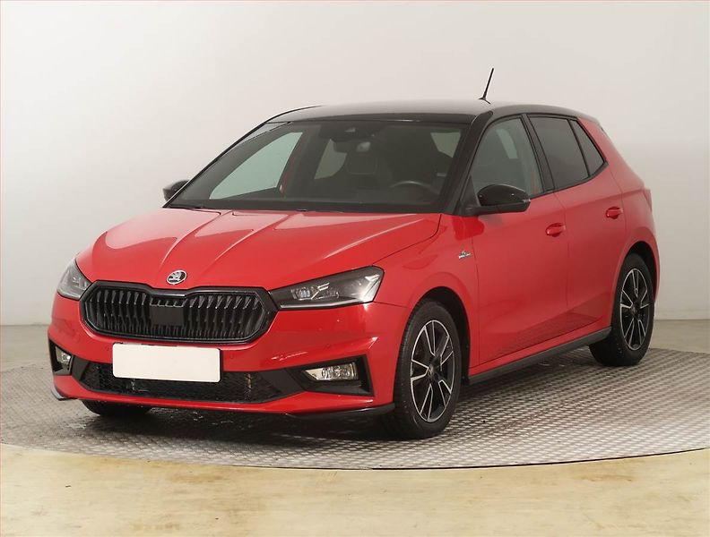 Škoda Fabia (2025) 1.0 TSI, Monte Carlo, Automat - fotka 2 z 23