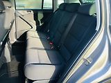 Volkswagen Tiguan 2.0TSI 4x4 AUT SERVISKA VYHŘEV - náhled 32