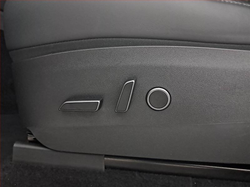 Tesla Model Y (2022) Long Range AWD 79kWh, SoH 91% - fotka 26 z 31
