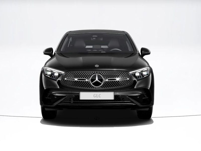 Mercedes-Benz GLC (2026) 300 de 4MATIC kupé s hybridní - fotka 2 z 9