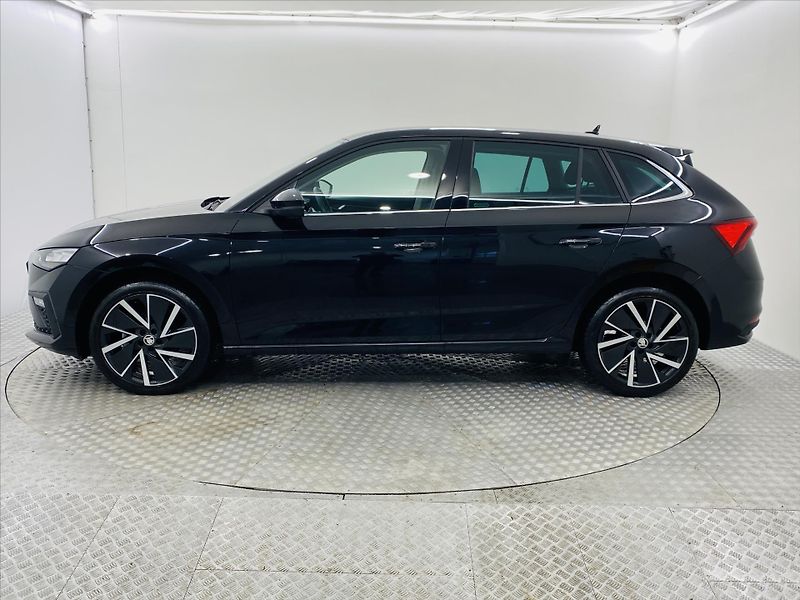 Škoda Scala 1,0 TSI 85kW DSG Top Selection - fotka 3 z 29