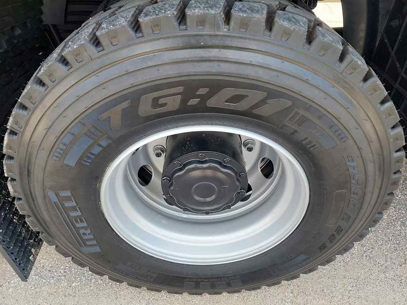 MAN TGS 35.520 6X6 BB CH Bordmatik - fotka 33 z 69