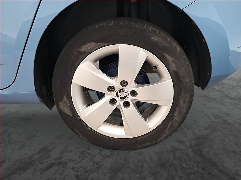 Škoda Fabia (2017) Style 1.2 TSI, Serv.kniha - fotka 15 z 16