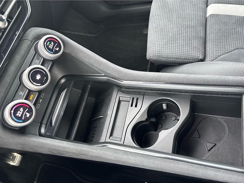Škoda Kodiaq 2,0 TDI 142 kW SPORTLINE 4X4 D - fotka 19 z 30