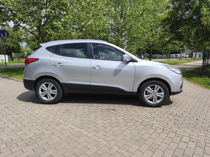 Hyundai ix35 2.0 CRDI - fotka 10 z 21