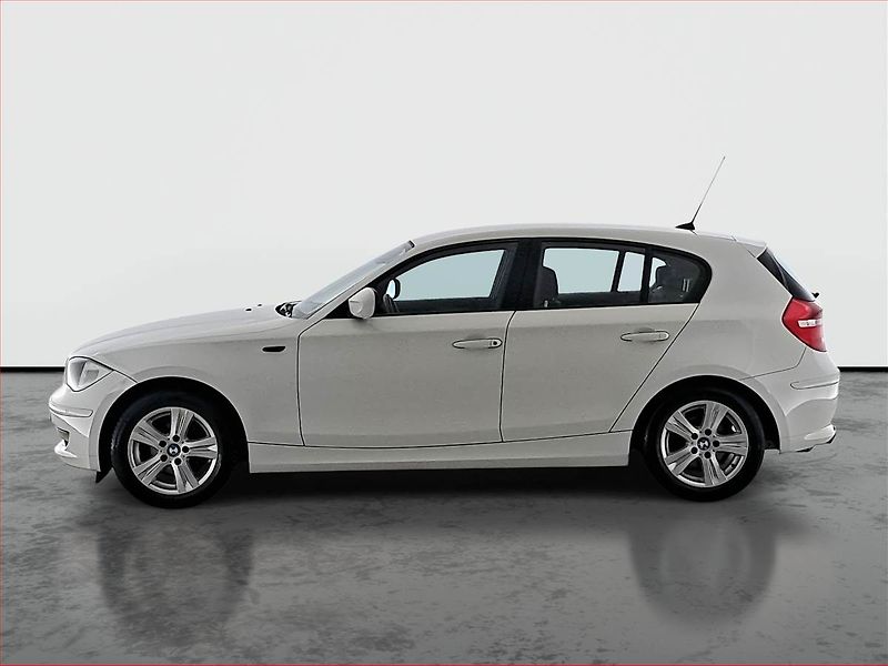 BMW Řada 1 (2011) 116i, Tažné, jezdí výborně - fotka 3 z 16