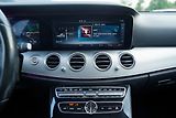 Mercedes-Benz Třídy E E 220d AMG/LED/AT9/kůže - náhled 35