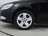 Škoda Octavia (2010) 1.6 TDI, Serv.kniha, Xenony - náhled 14