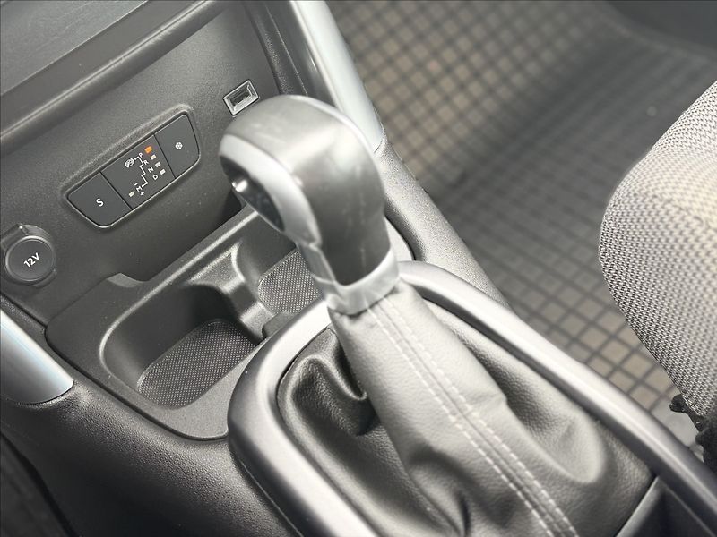 Citroën C3 Aircross 1,2 NEW ČR AUTOMAT ODPOČET DPH - fotka 14 z 28