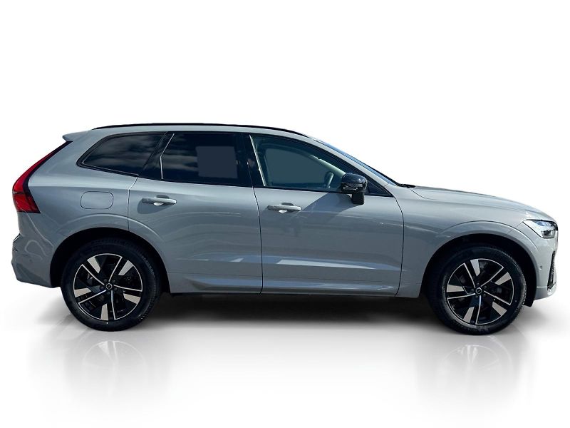 Volvo XC60 B5 AWD PLUS/360/1 maj/ + kola - fotka 7 z 49