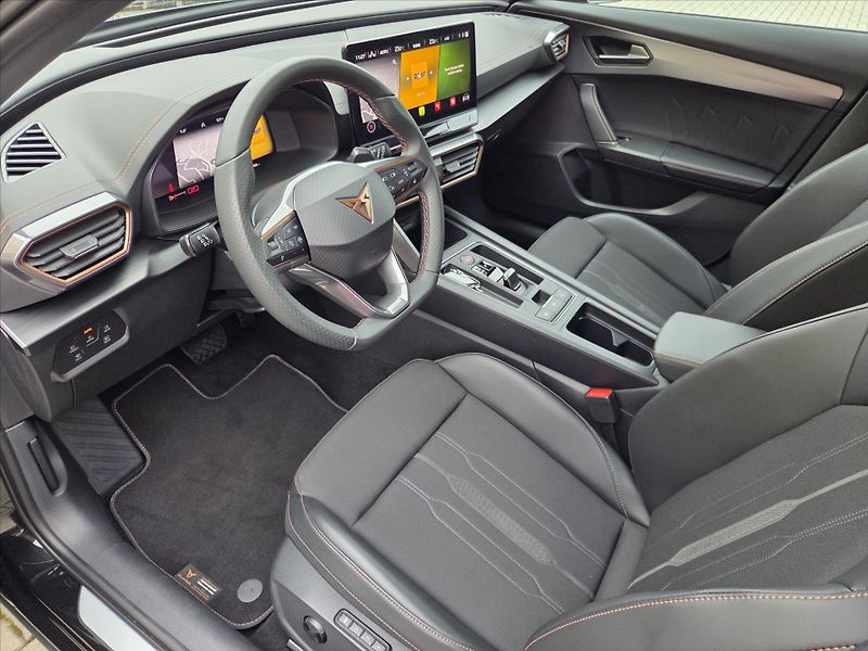 Cupra Formentor 1,5 TSi DSG Matrix Záruka2029 - fotka 8 z 22