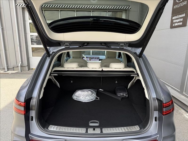 Genesis GV70 AWD  FL Electrified Premium - fotka 20 z 23