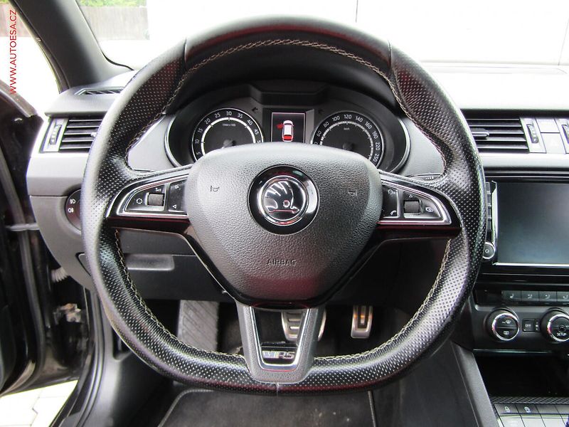 Škoda Octavia (2014) 2.0 TDi, RS, DSG - fotka 18 z 18