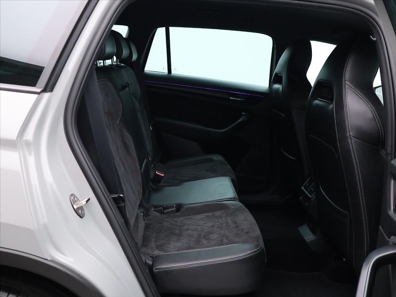 Škoda Kodiaq 2,0 TDI 140kW 4x4 DSG Sportlin - fotka 13 z 30