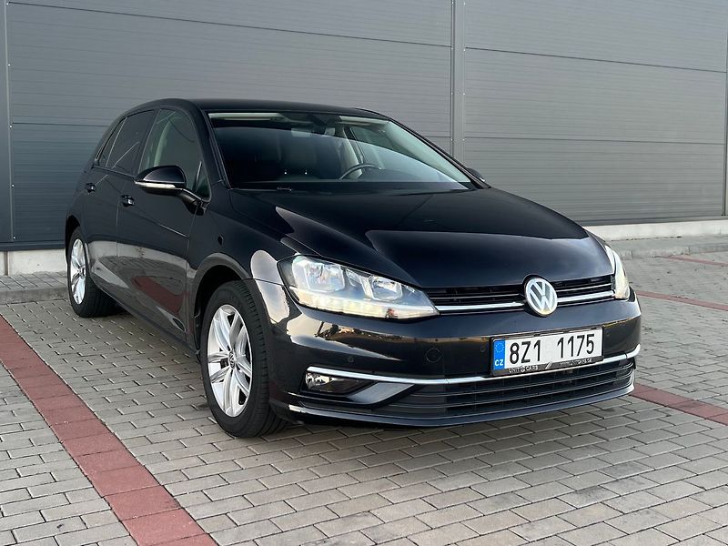 Volkswagen Golf 2.0 TDI-DSG-HIGHLINE - fotka 3 z 45