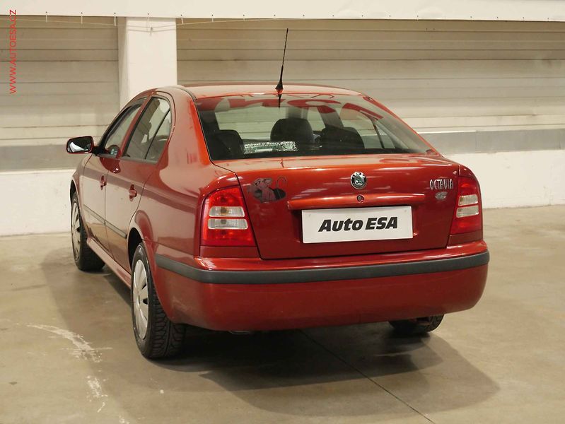 Škoda Octavia (2003) 1.6 MPi, 2.maj,ČR - fotka 4 z 13