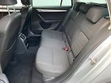 Škoda Octavia (2015) 1.6 TDI, ČR, AC, výhřev sed. - náhled 10