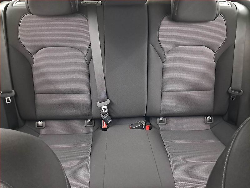 Hyundai i30 (2025) 1.0 T-GDI, COMFORT, DPH - fotka 10 z 19
