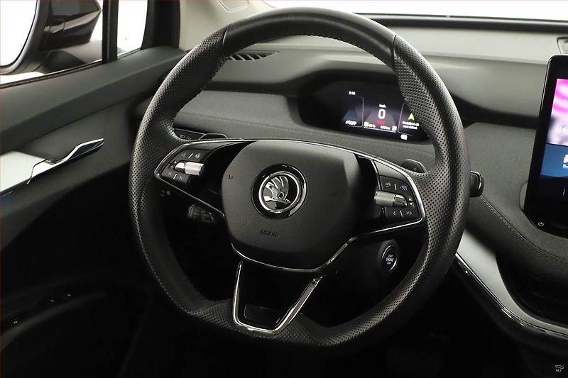 Škoda Enyaq (2021) Suite iV 60 (62 kWh), SoH 92% - fotka 8 z 18