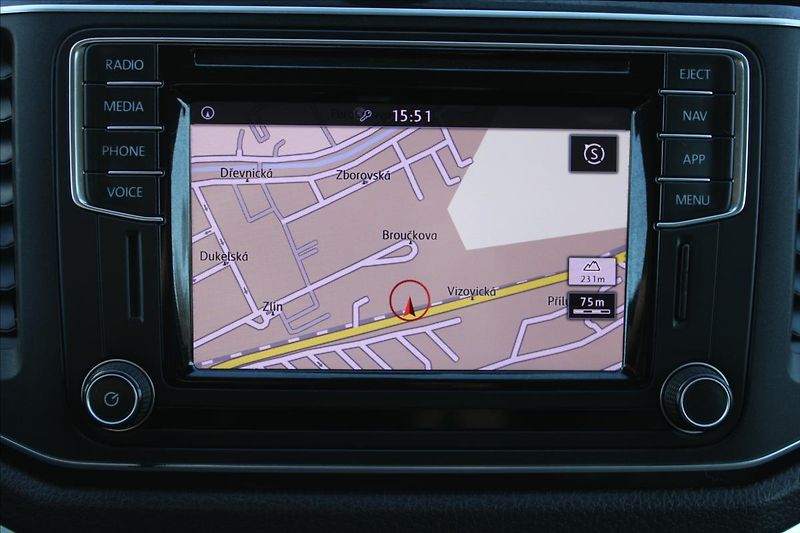 Volkswagen Amarok 3,0 TDI  ČR,AUTOMAT,4x4,DPH - fotka 11 z 33