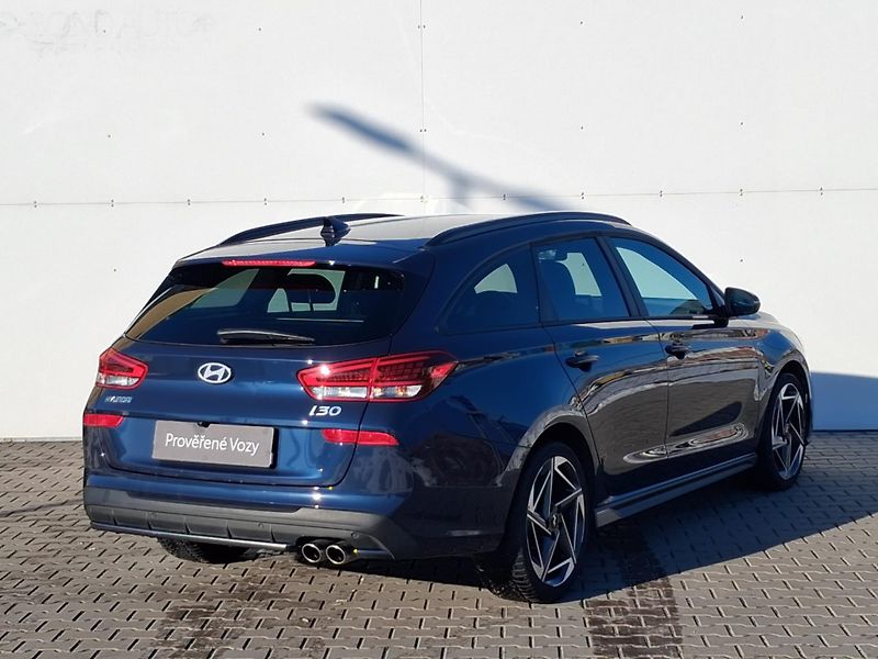 Hyundai i30 1.5 T-GDI MHEV DCT N-Line - fotka 2 z 25