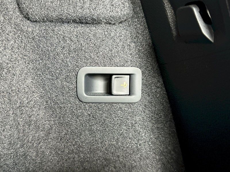 Škoda Karoq (2024) DSG 1.5TSI 110kW Selection Fre - fotka 29 z 31