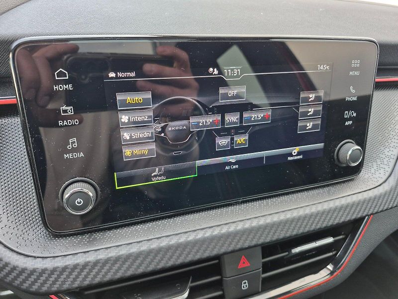 Škoda Scala (2025) Monte Carlo 1.5 TSI 110kW DSG - fotka 19 z 28