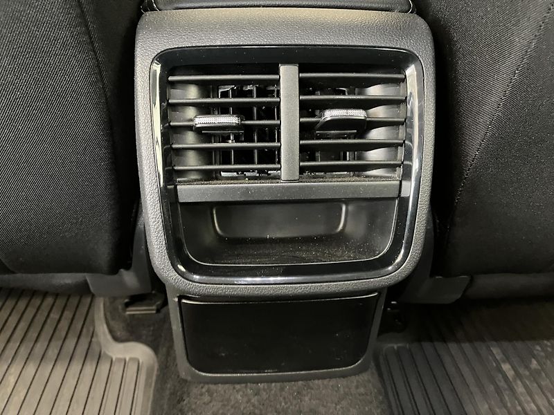 Škoda Octavia 2.0 TDI 85kW Ambition Combi M6 - fotka 17 z 30