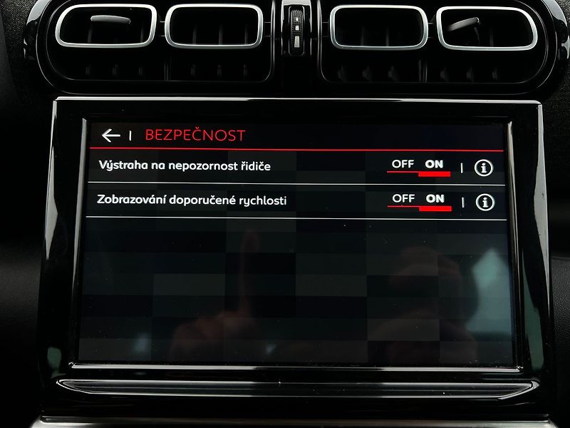 Citroën C3 Aircross (2022) 1.2 PureTech-ALU-P-KAMERA - fotka 40 z 46