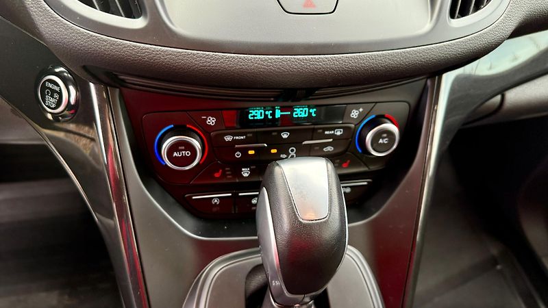Ford Kuga (2018) EcoBoost 1,5,4x4 - fotka 5 z 10