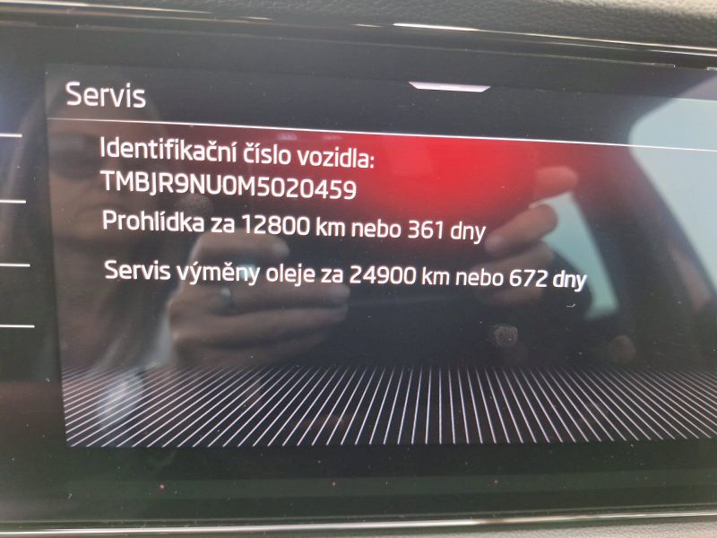 Škoda Karoq (2020) 1.5 TSI / 110 kW / 7DSG / SPOR - fotka 6 z 35