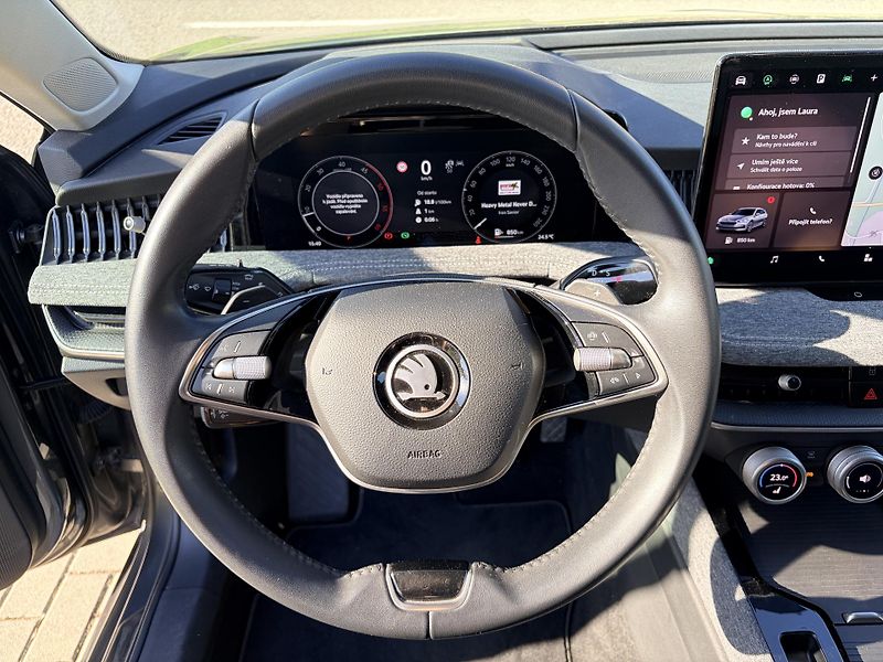 Škoda Superb SELECTION 2.0TDI 110KW DSG LED - fotka 23 z 68