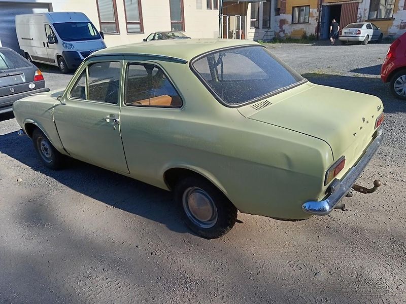 Ford Escort (1976) MK I - fotka 3 z 16
