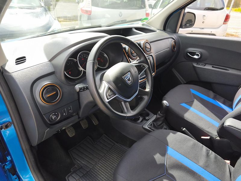 Dacia Dokker (2017) Stepway Celebration TCe 115 - fotka 10 z 29