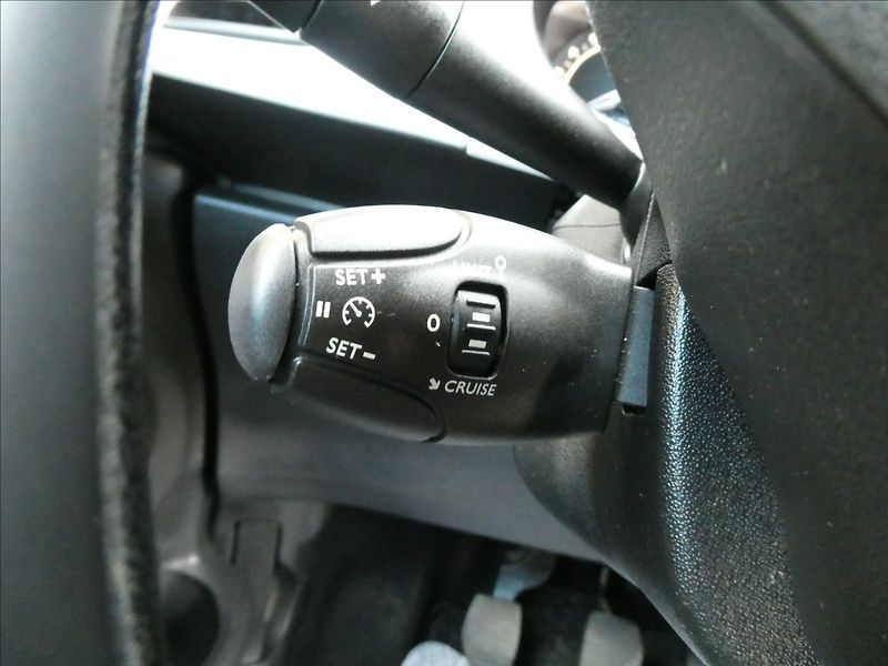 Citroën DS3 1,6 i 16V digi.klima, serviska - fotka 34 z 45
