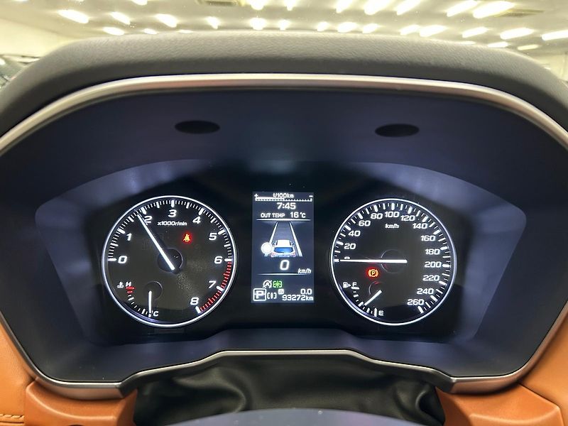 Subaru Outback (2022) 2.5 TOURING 2022 | Záruka - fotka 12 z 33