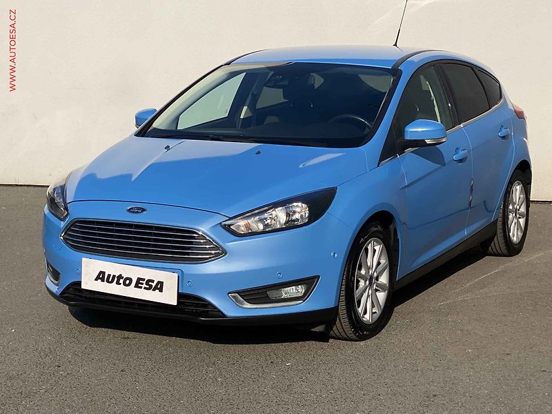 Ford Focus (2016) 1.0 EB, ČR, Titanium - fotka 3 z 16