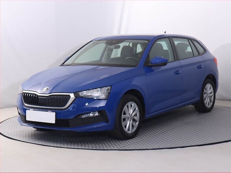 Škoda Scala (2023) 1.0 TSI, Serv.kniha, Tempomat - fotka 2 z 13