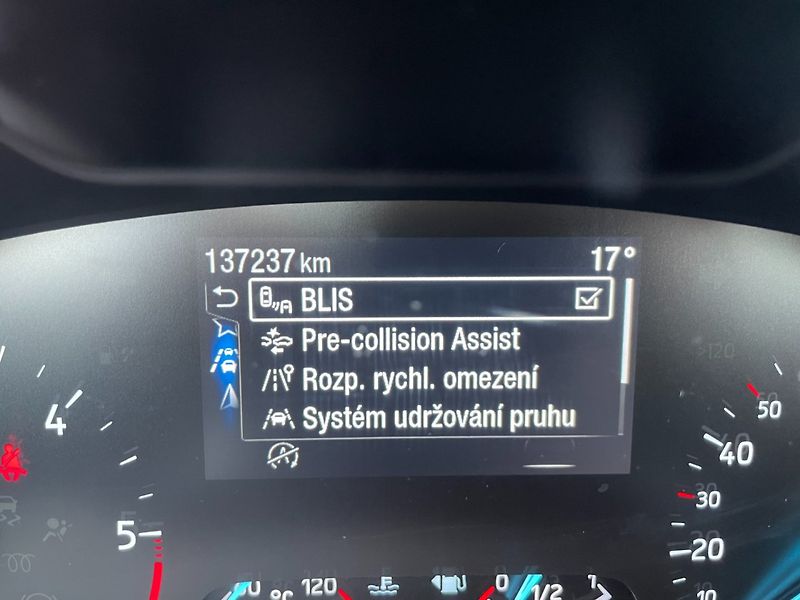 Ford Focus (2022) Active Com. 1.5TDCi! Tažné! - fotka 26 z 39