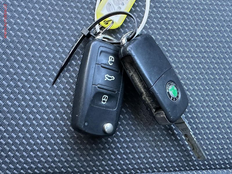Škoda Yeti (2012) 1.2 TSi, DSG - fotka 16 z 16